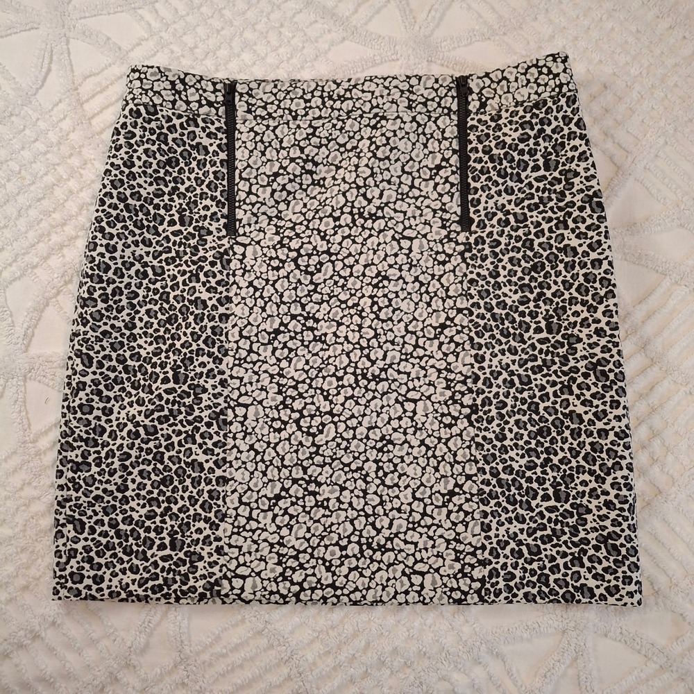Ann Taylor Womens 12 Pencil Skirt Black White Animal‎ Print Jacquard Stretch